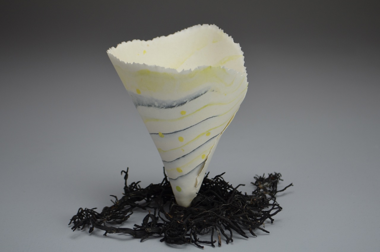 Nerikomi Ocean Flower series porcelain vessel showing layered coloured-clay pattern